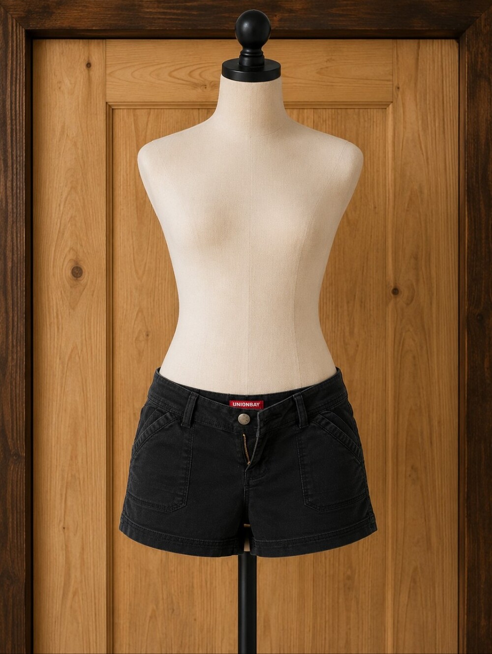 UNIONBAY Black Women's Cargo Shorts with Front Pockets